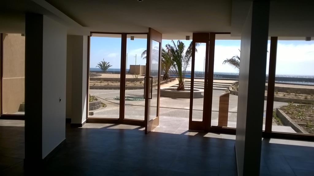 Apartamentos Arenamaris Алгаробо Екстериор снимка