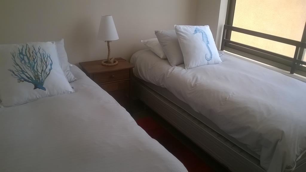 Apartamentos Arenamaris Алгаробо Екстериор снимка