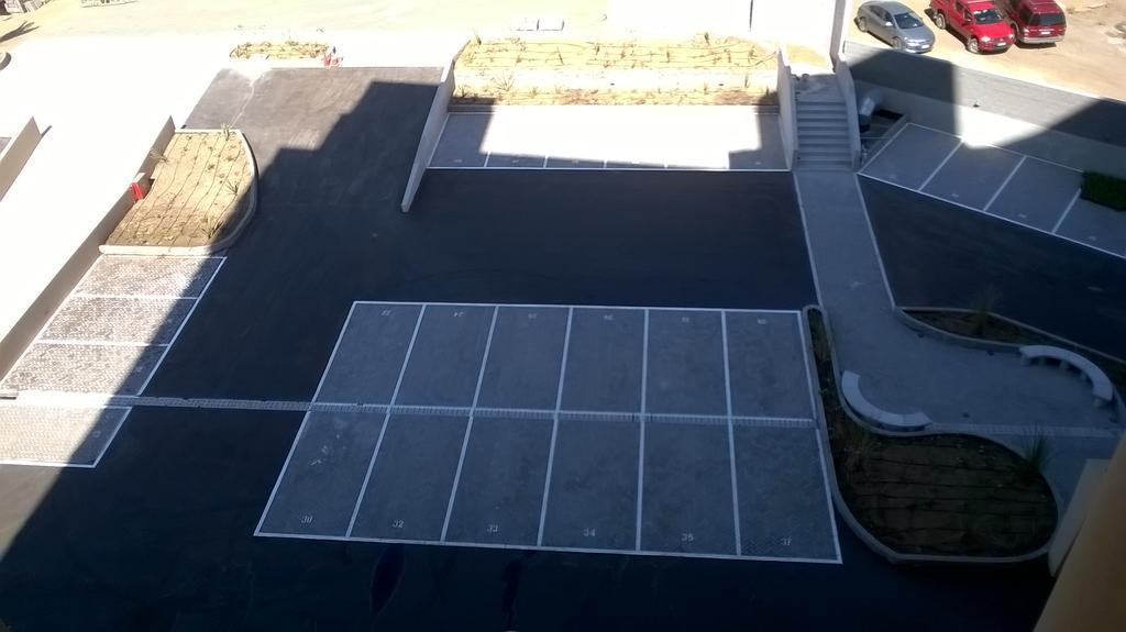 Apartamentos Arenamaris Алгаробо Екстериор снимка